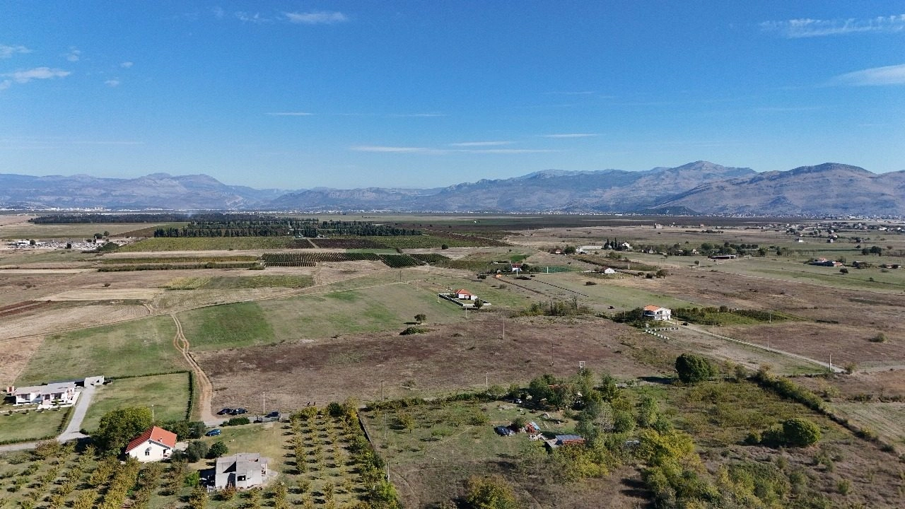 Plac 20.000 m² – Zeta, Podgorica — fotografija 5