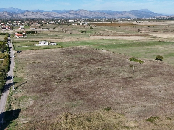 Plac 20.000 m² – Zeta, Podgorica — fotografija 6