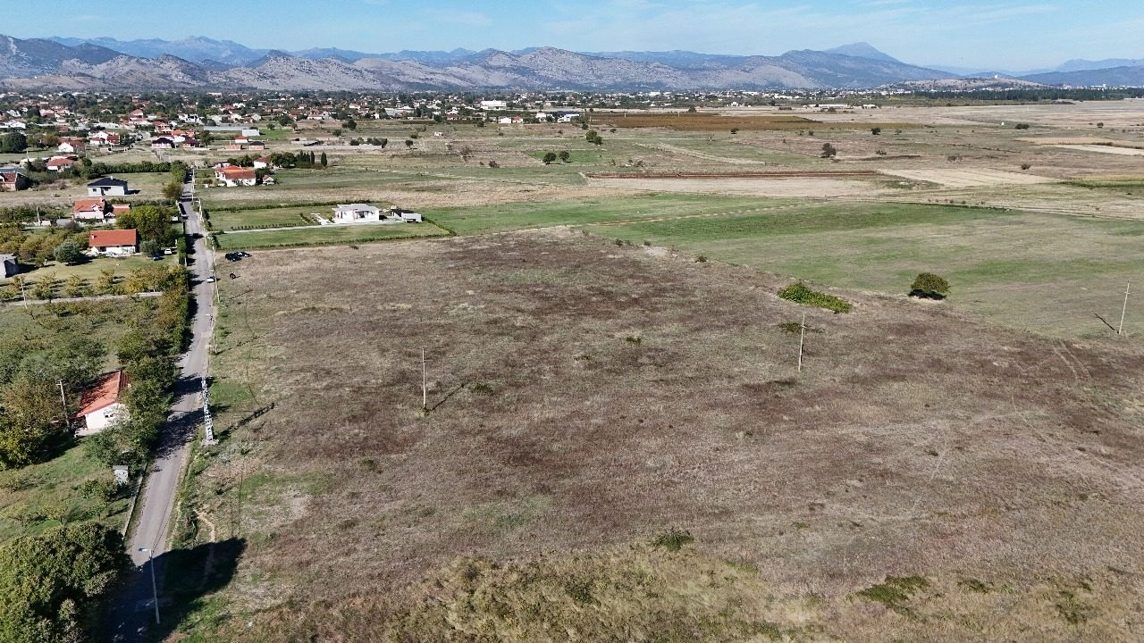 Plac 20.000 m² – Zeta, Podgorica — fotografija 6