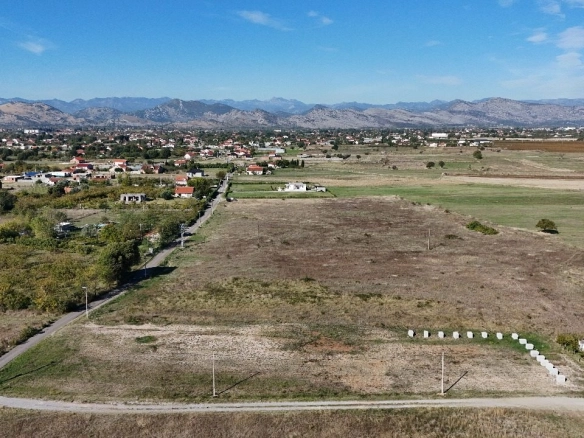 Plac 20.000 m² – Zeta, Podgorica — fotografija 7