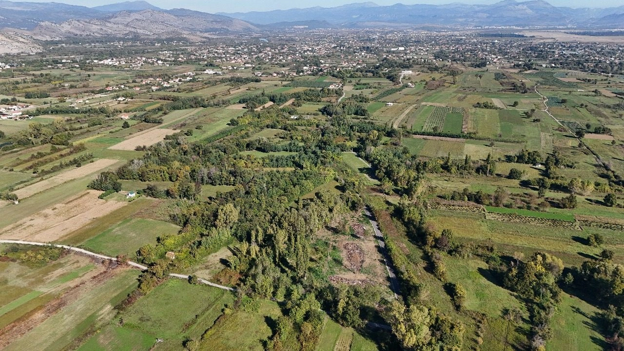 Plodan plac od 9.500 m² u Zeti