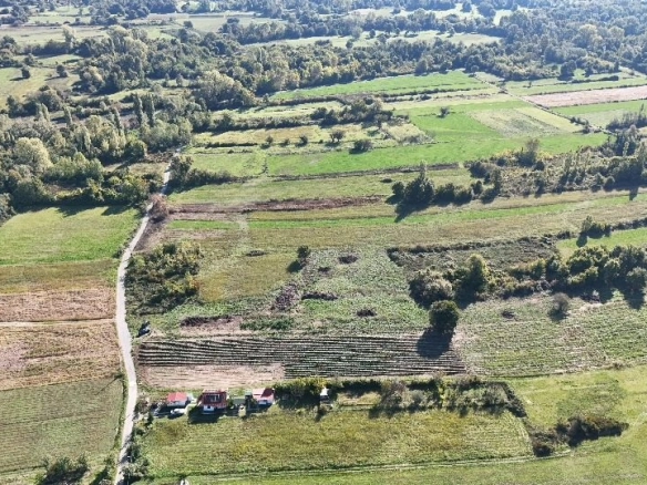 Plac 5.500 m² – Zeta, Podgorica — fotografija 4