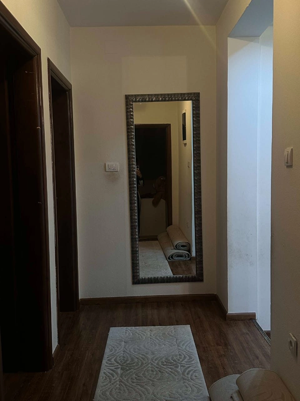 Dvosoban-stan-sa-dvoristem-i-terasom-Konik-Podgorica-7 Izdavanje: Dvosoban stan 75 m² – Konik, Podgorica — fotografija 8