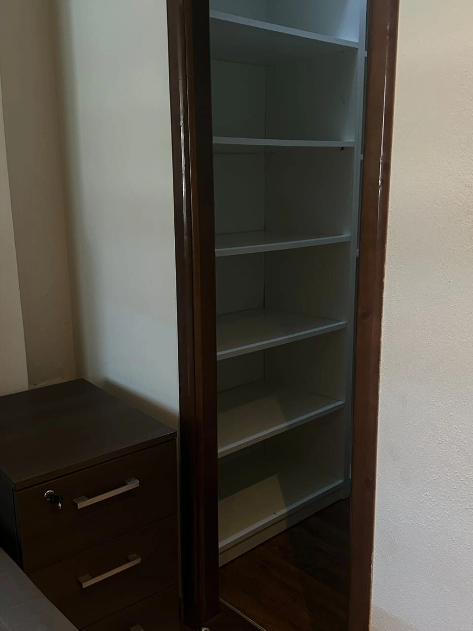 Dvosoban-stan-sa-dvoristem-i-terasom-Konik-Podgorica-9 Izdavanje: Dvosoban stan 75 m² – Konik, Podgorica — fotografija 10