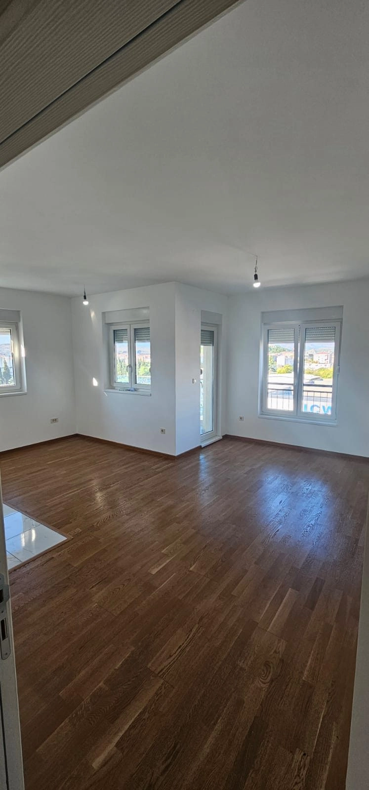 Dvosoban-stan-70-m²-za-izdavanje-Podgorica-1 Izdavanje: Dvosoban stan 70 m² – Podgorica — fotografija 2