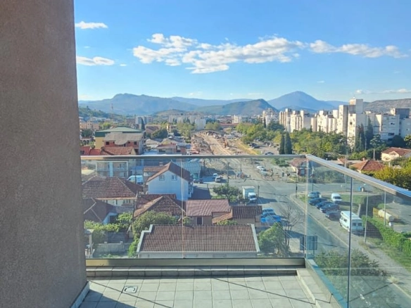 Izdavanje: Dvosoban stan 70 m² – Podgorica — fotografija 14