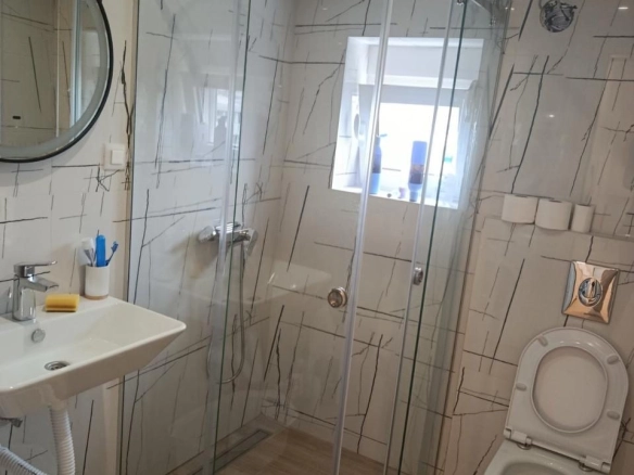 Izdavanje: Dvosoban stan 100 m² – Preko Morače, Podgorica — fotografija 5