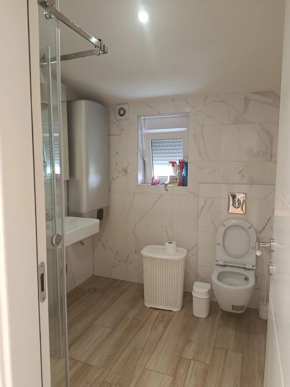 Dvosoban-stan-na-Preko-Morace-Podgorica-10 Izdavanje: Dvosoban stan 100 m² – Preko Morače, Podgorica — fotografija 11