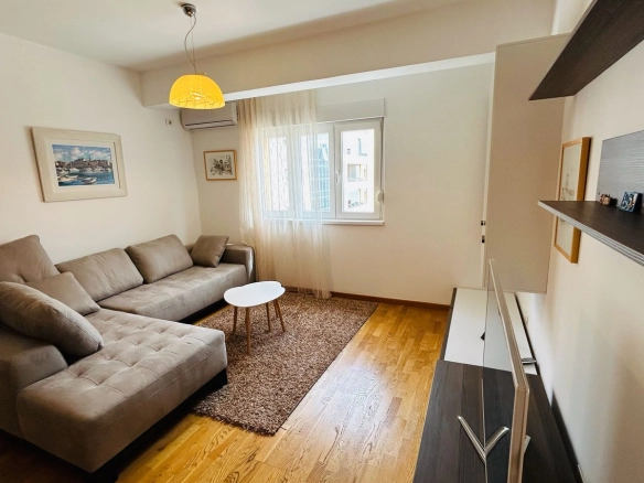 Izdavanje: Jednosoban stan 54 m² – City kvart, Podgorica — fotografija 3
