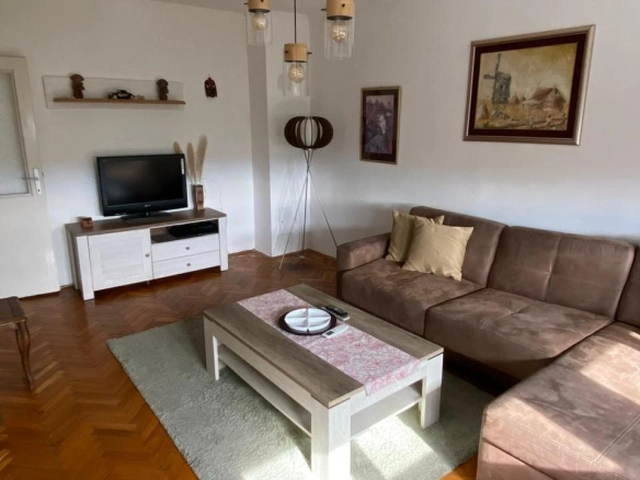 Izdavanje: Dvosoban stan 80 m² – Zabjelo, Podgorica — fotografija 5