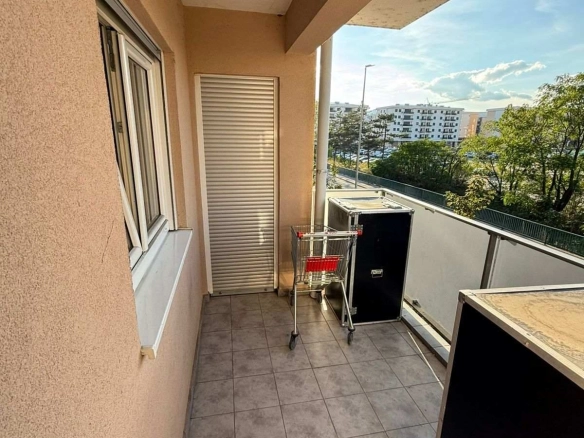 Izdavanje: Dvosoban stan 68 m² – City kvart, Podgorica — fotografija 3
