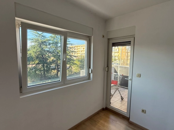 Izdavanje: Dvosoban stan 68 m² – City kvart, Podgorica — fotografija 10