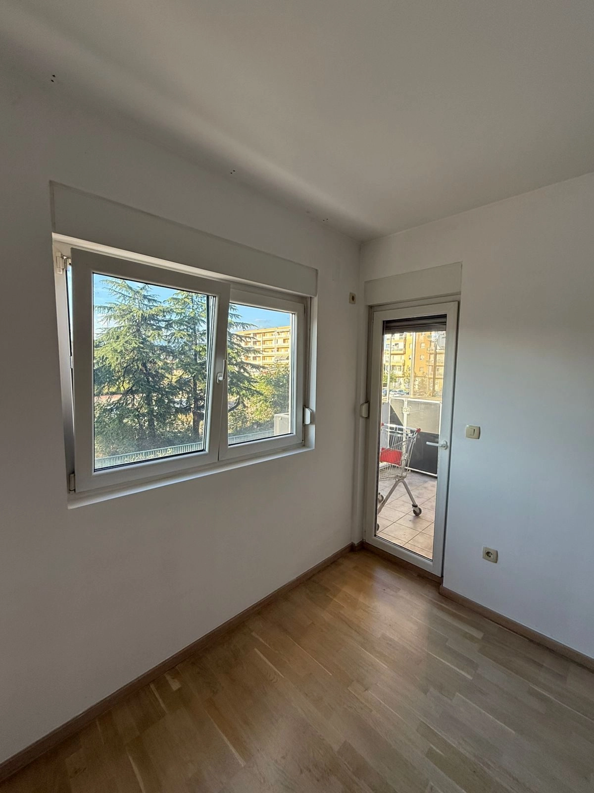 Izdavanje: Dvosoban stan 68 m² – City kvart, Podgorica — fotografija 10