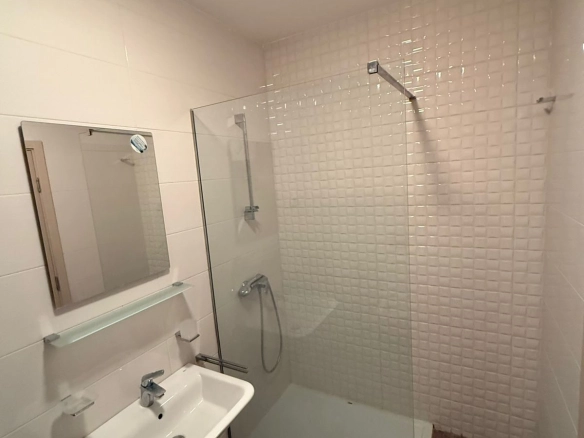 Izdavanje: Dvosoban stan 68 m² – City kvart, Podgorica — fotografija 15
