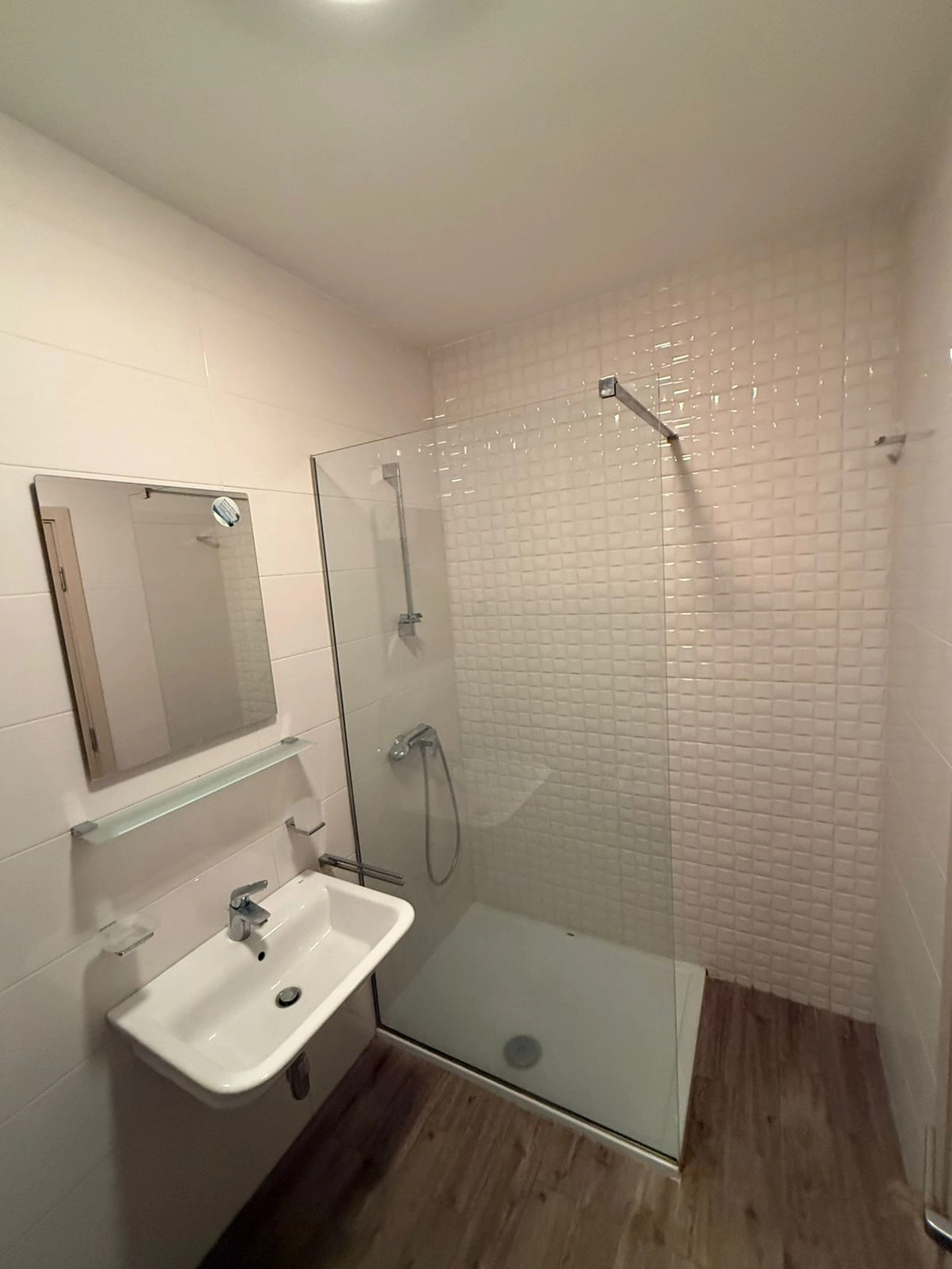 Izdavanje: Dvosoban stan 68 m² – City kvart, Podgorica — fotografija 15