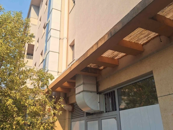 Izdavanje: Poslovni prostor 300 m² – City kvart, Podgorica — fotografija 4