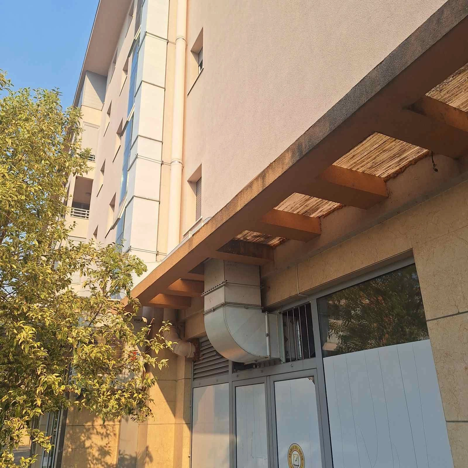 Poslovni-prostor-sa-terasom-City-kvart-Podgorica-3 Izdavanje: Poslovni prostor 300 m² – City kvart, Podgorica — fotografija 4
