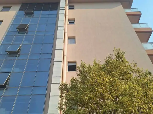 Izdavanje: Poslovni prostor 300 m² – City kvart, Podgorica — fotografija 9