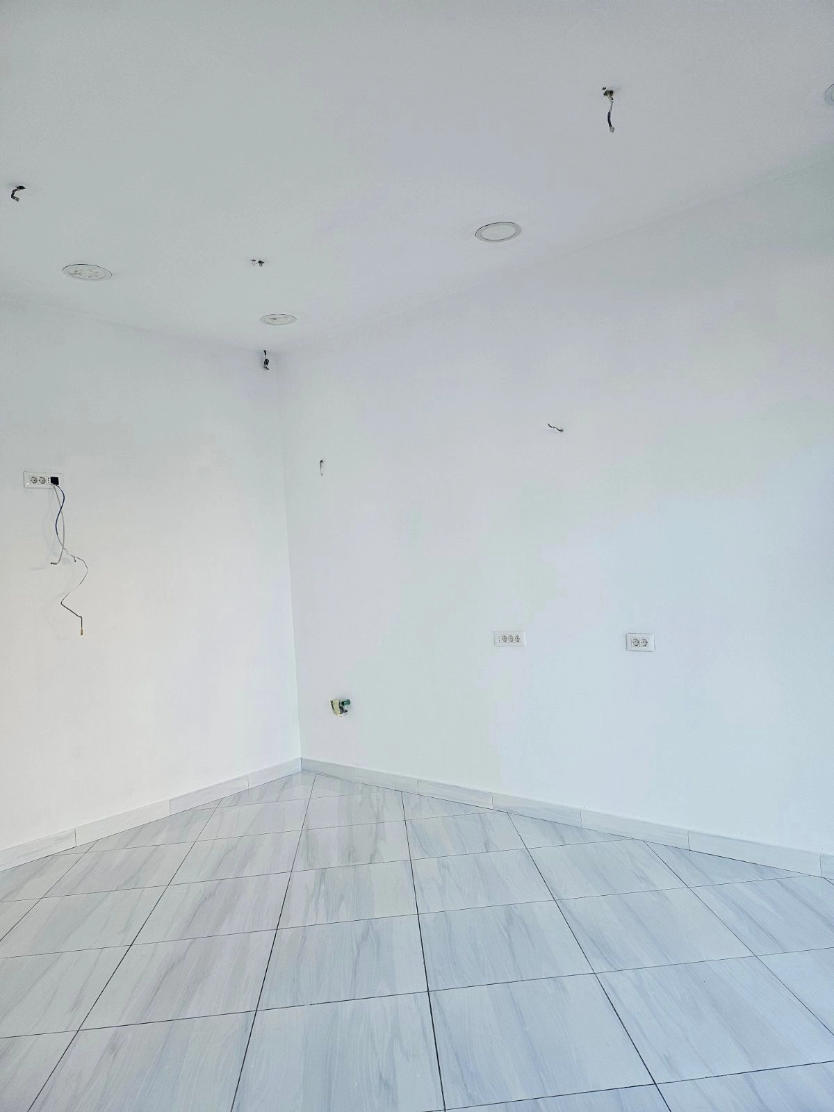 Poslovni-prostor-60-m²-na-Tuskom-putu-Podgorica-2 Izdavanje: Poslovni prostor 60 m² – Tuški put, Podgorica — fotografija 3