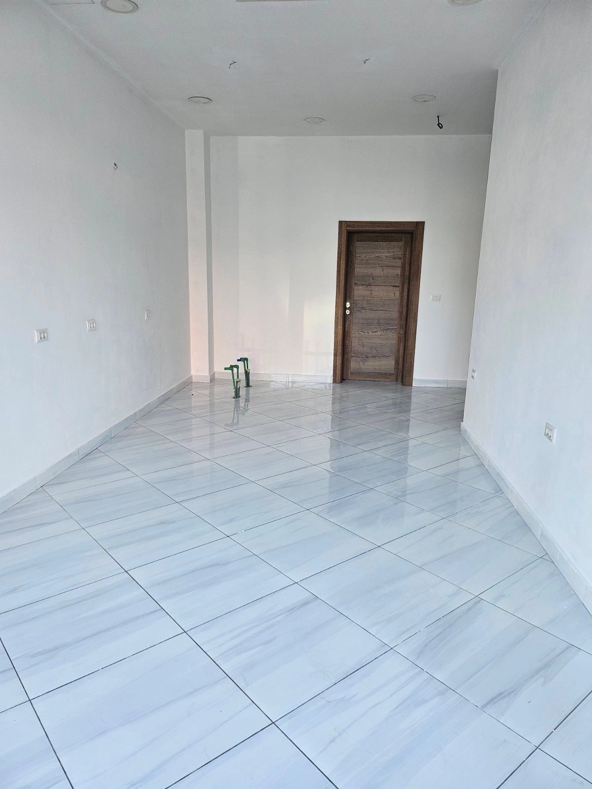 Poslovni-prostor-60-m²-na-Tuskom-putu-Podgorica-3 Izdavanje: Poslovni prostor 60 m² – Tuški put, Podgorica — fotografija 4