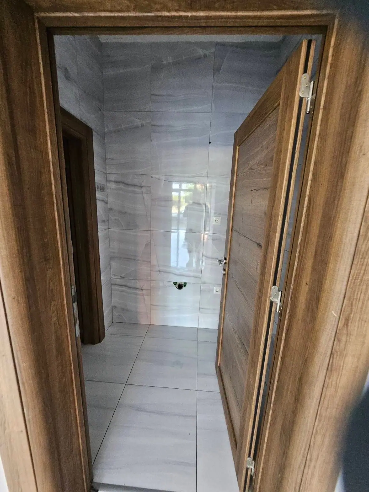 Poslovni-prostor-60-m²-na-Tuskom-putu-Podgorica-4 Izdavanje: Poslovni prostor 60 m² – Tuški put, Podgorica — fotografija 5