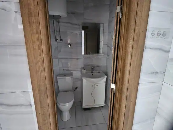 Izdavanje: Poslovni prostor 60 m² – Tuški put, Podgorica — fotografija 6