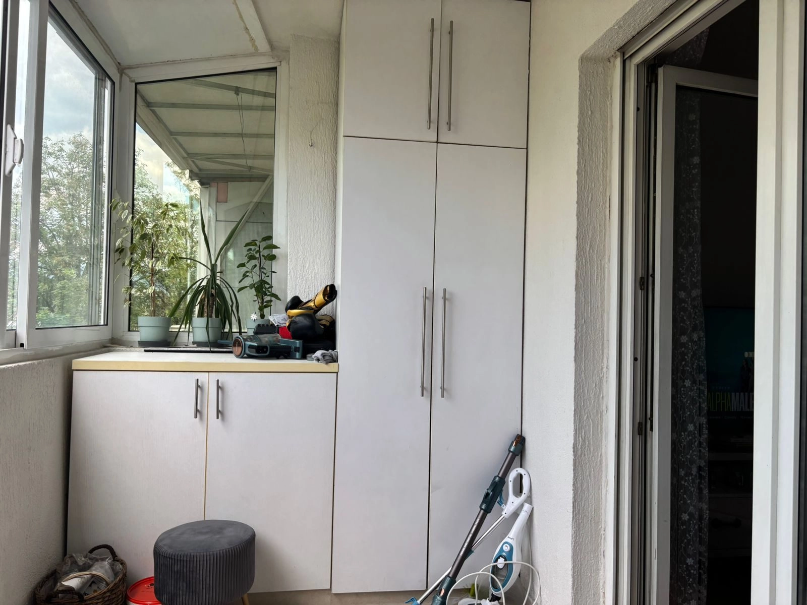 Jednosoban-stan-u-Krivom-mostu-Podgorica-1 Izdavanje: Jednosoban stan 47 m² – Krivi most, Podgorica — fotografija 2