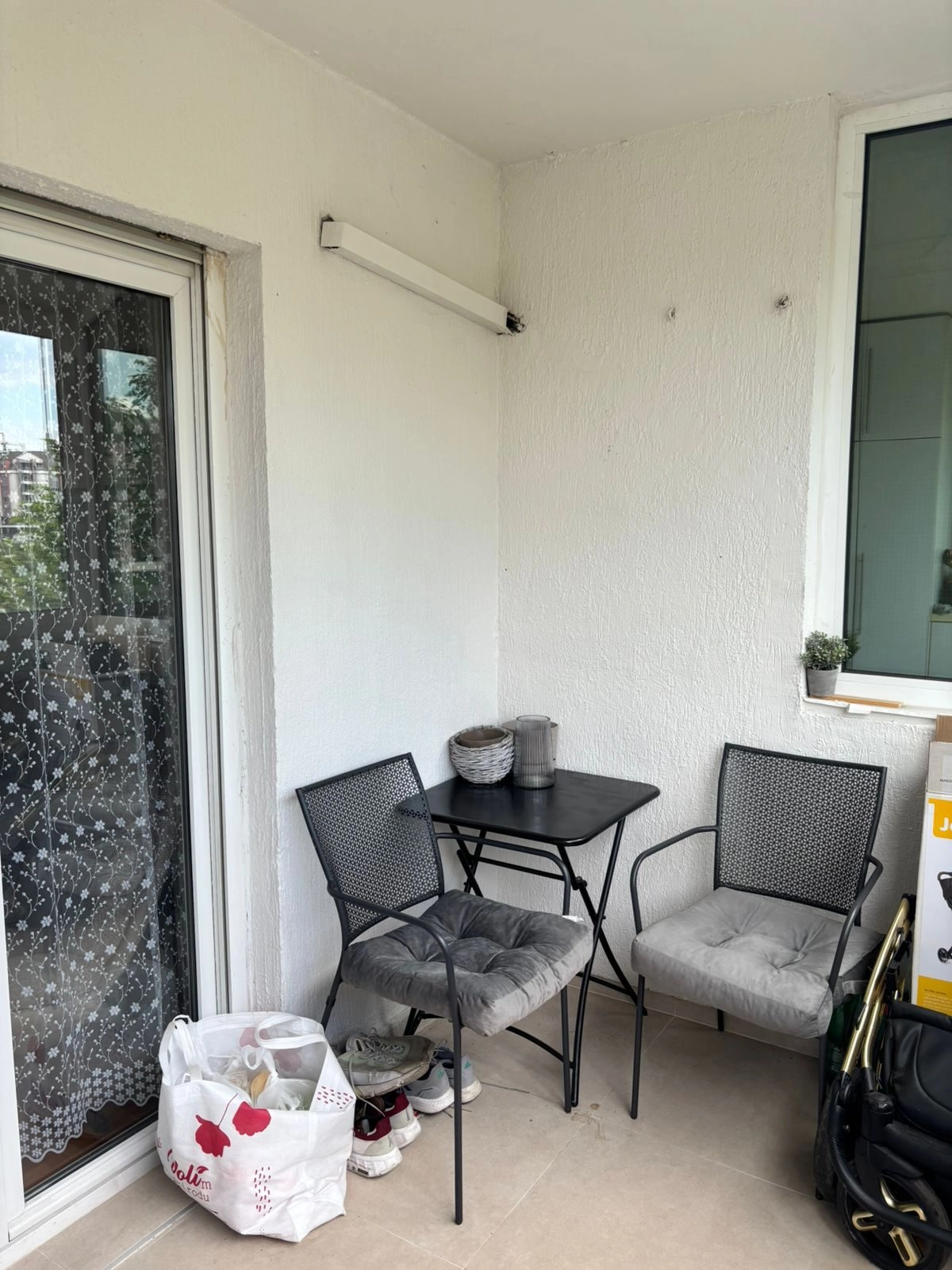 Jednosoban-stan-u-Krivom-mostu-Podgorica-2 Izdavanje: Jednosoban stan 47 m² – Krivi most, Podgorica — fotografija 3