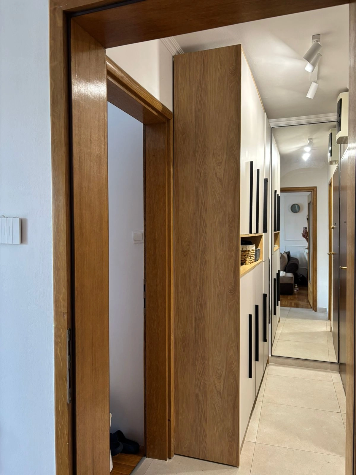 Jednosoban-stan-u-Krivom-mostu-Podgorica-5 Izdavanje: Jednosoban stan 47 m² – Krivi most, Podgorica — fotografija 6
