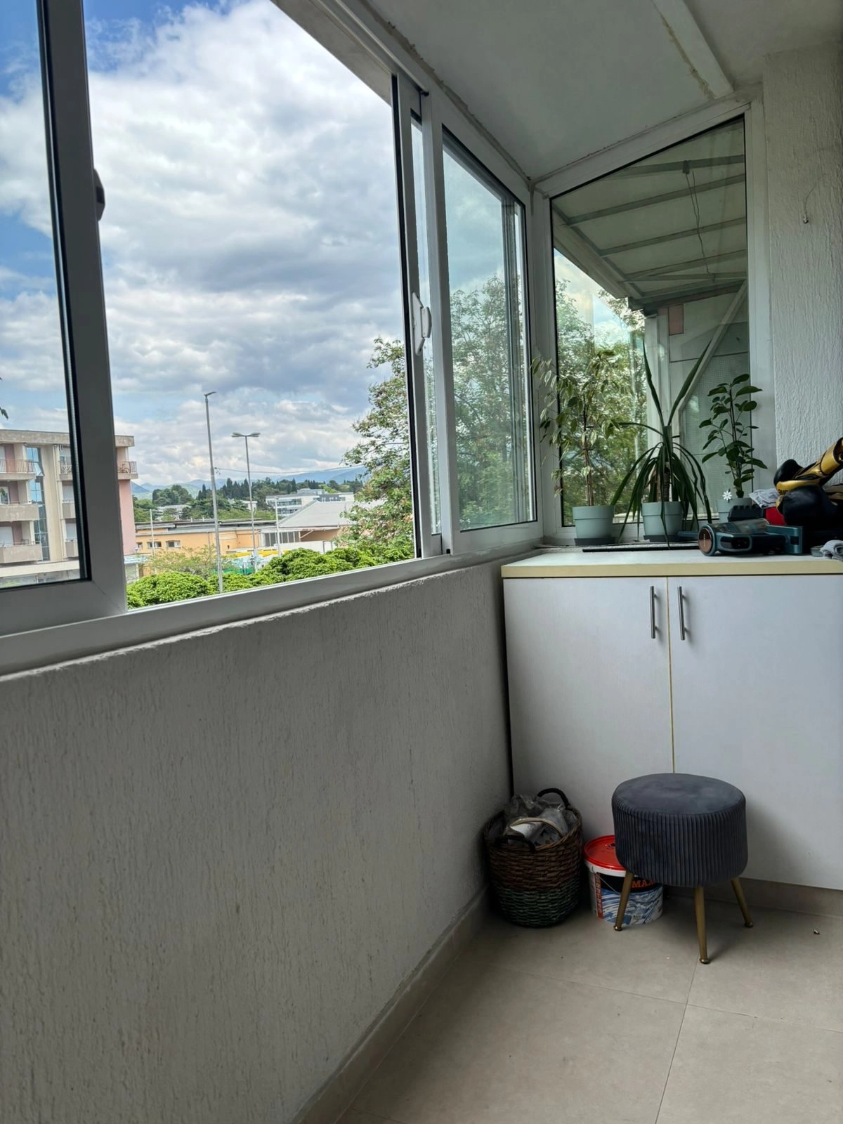 Jednosoban-stan-u-Krivom-mostu-Podgorica-6 Izdavanje: Jednosoban stan 47 m² – Krivi most, Podgorica — fotografija 7