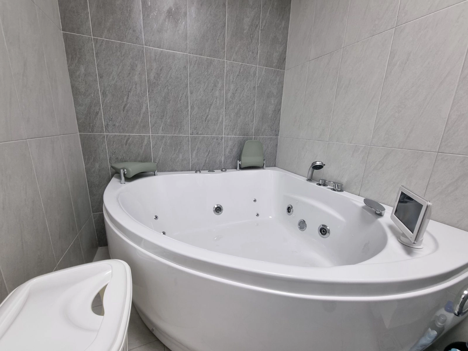 Trosoban-stan-95-m²-u-naselju-Rozino-Budva-8 Trosoban stan 95 m² – Rozino, Budva — fotografija 9