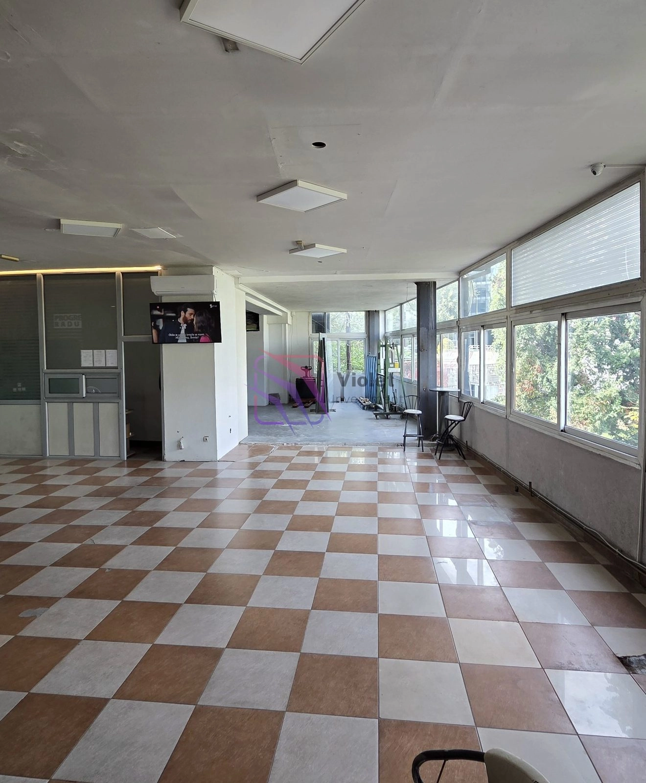 Poslovni-prostor-u-Centru-Podgorica-4 Izdavanje: Poslovni prostor 210 m² – Centar, Podgorica — fotografija 5