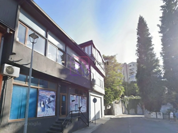 Izdavanje: Poslovni prostor 210 m² – Centar, Podgorica — fotografija 11