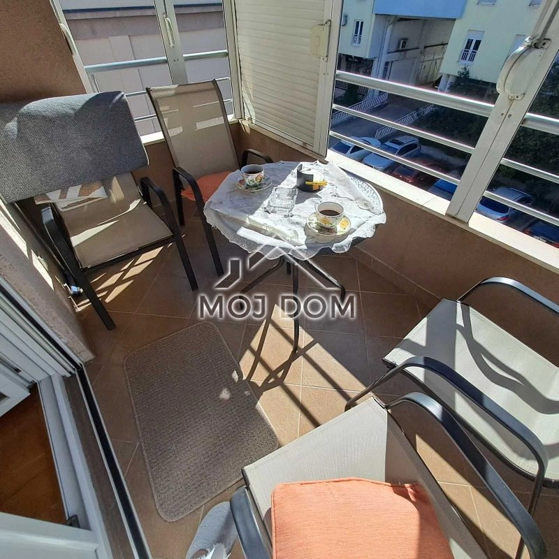 Dvosoban-stan-u-Bloku-VI-Podgorica-11 Dvosoban stan 64 m² – Blok 6, Podgorica — fotografija 12
