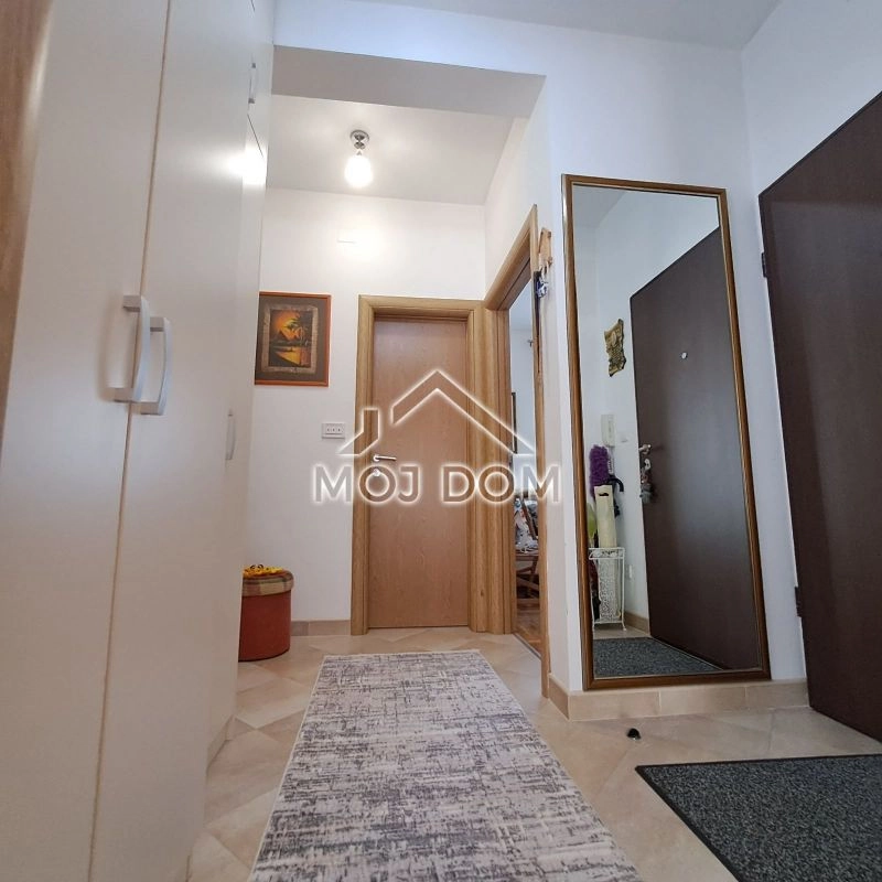 Dvosoban-stan-u-Bloku-VI-Podgorica-14 Dvosoban stan 64 m² – Blok 6, Podgorica — fotografija 15