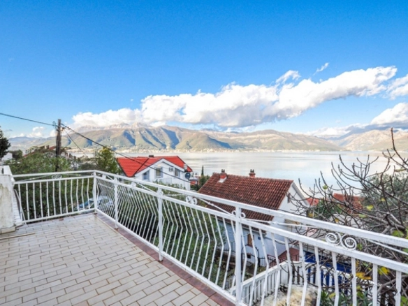Kuća – Krašići, Tivat — fotografija 2