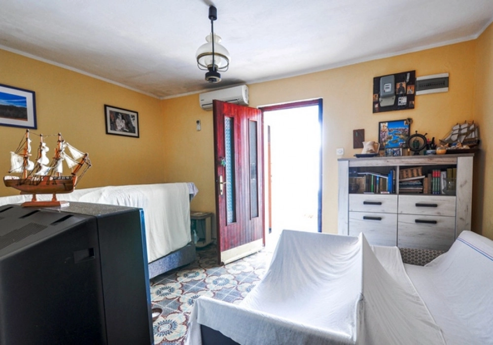 Kuca-sa-cetiri-spavace-sobe-u-Krasicima-Tivat-2 Kuća – Krašići, Tivat — fotografija 3