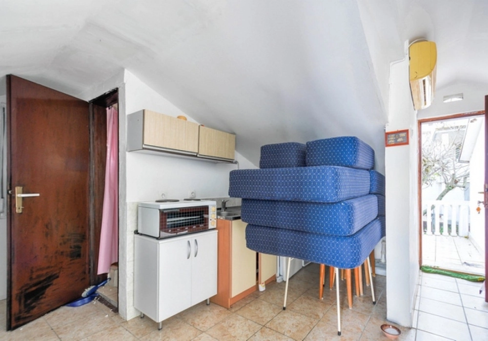 Kuca-sa-cetiri-spavace-sobe-u-Krasicima-Tivat-11 Kuća – Krašići, Tivat — fotografija 12