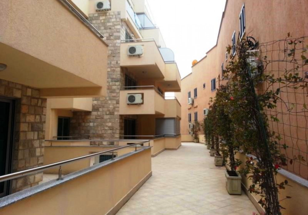 Dvosoban stan 85 m² – Kamenovo, Budva — fotografija 3