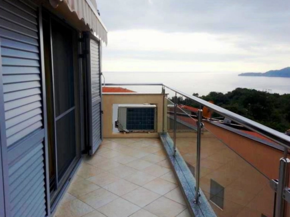 Dvosoban stan 85 m² – Kamenovo, Budva — fotografija 4