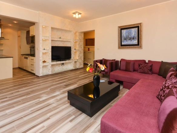 Dvosoban stan 88 m² – Bečići, Budva — fotografija 2