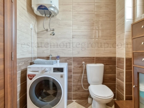 Dvosoban stan 85 m² – Petrovac, Budva — fotografija 10