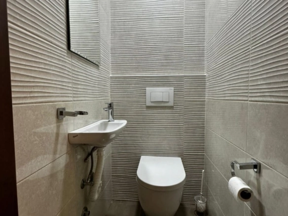 Dvosoban stan 72 m² – Lazi, Budva — fotografija 12