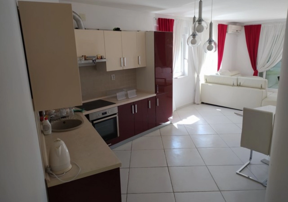 Trosoban-stan-u-Rafailovicima-Budva-8 Trosoban stan 101 m² – Rafailovići, Budva — fotografija 9