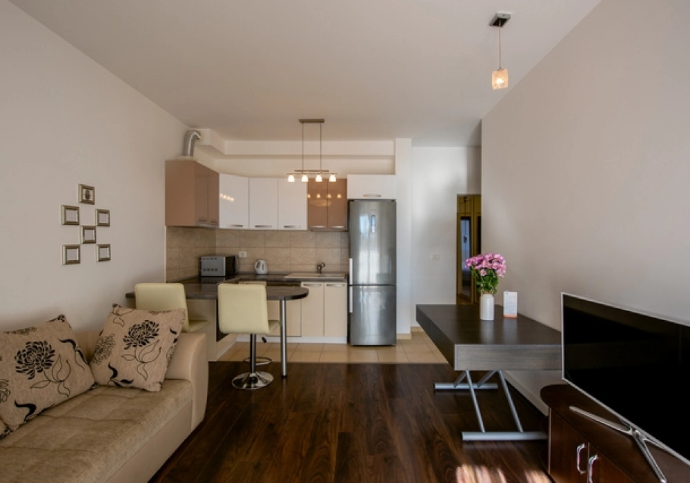 Dvosoban-stan-u-Becicima-Budva-2 Dvosoban stan 60 m² – Bečići, Budva — fotografija 3