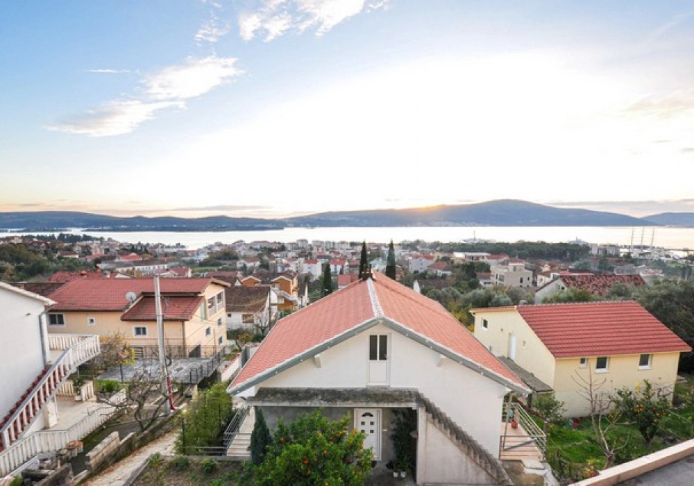 Dvosoban-stan-u-novogradnji-Mazina-Tivat Dvosoban stan u novogradnji