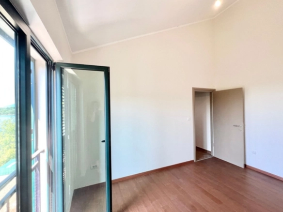 Dvosoban stan 98 m² – Krašići, Tivat — fotografija 7
