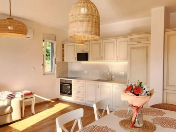 Dvosoban stan 65 m² – Rozino, Budva — fotografija 13