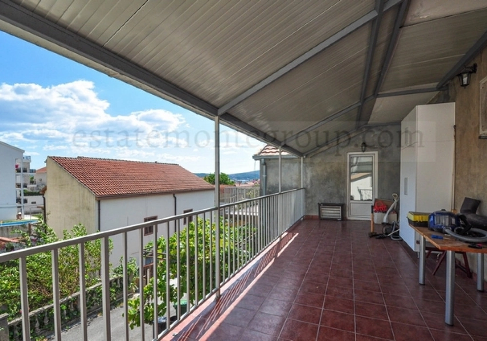 Trosoban-stan-na-dva-nivoa-u-naselju-Gorica-Tivat-3 Trosoban stan 116 m² – Mažina, Tivat — fotografija 4