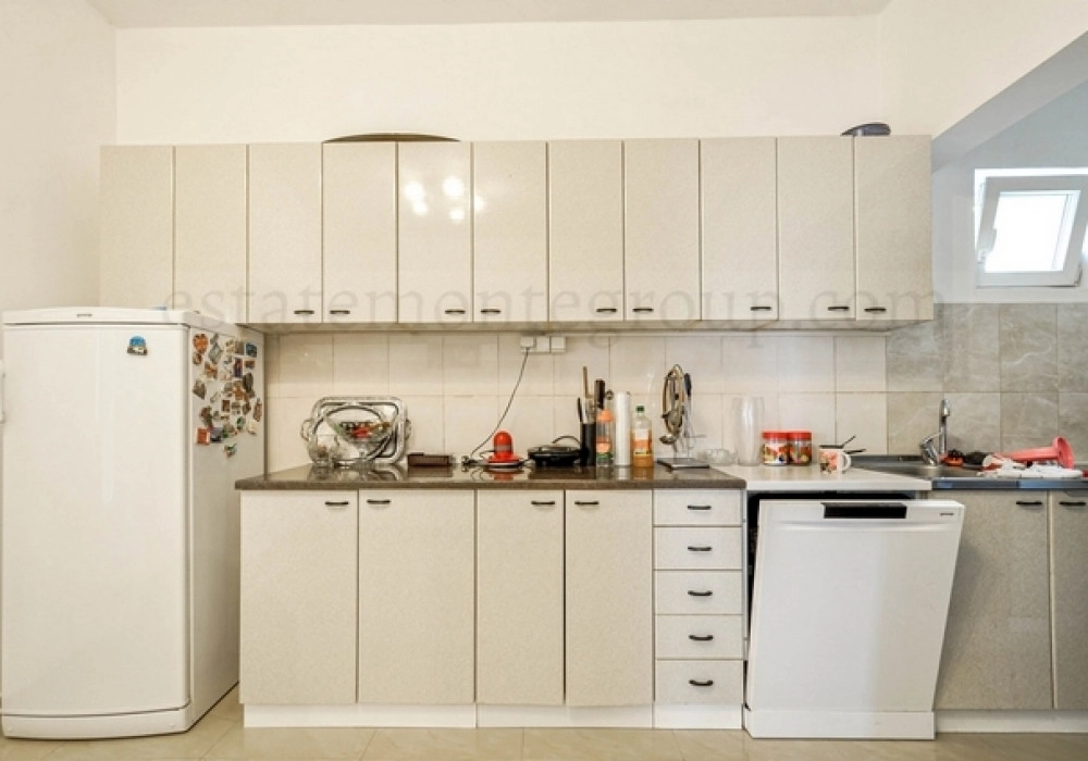 Trosoban-stan-na-dva-nivoa-u-naselju-Gorica-Tivat-14 Trosoban stan 116 m² – Mažina, Tivat — fotografija 15